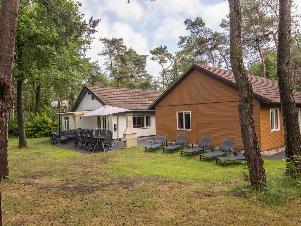 Comfort 6-Person Dog Bungalow In The Holiday Park Landal Heideheuvel Beekbergen Camera foto