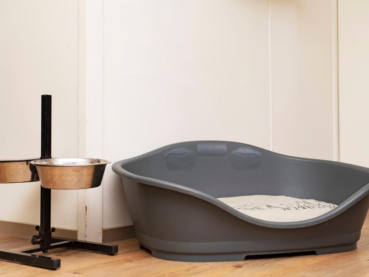 Comfort 6-Person Dog Bungalow In The Holiday Park Landal Heideheuvel Beekbergen Esterno foto
