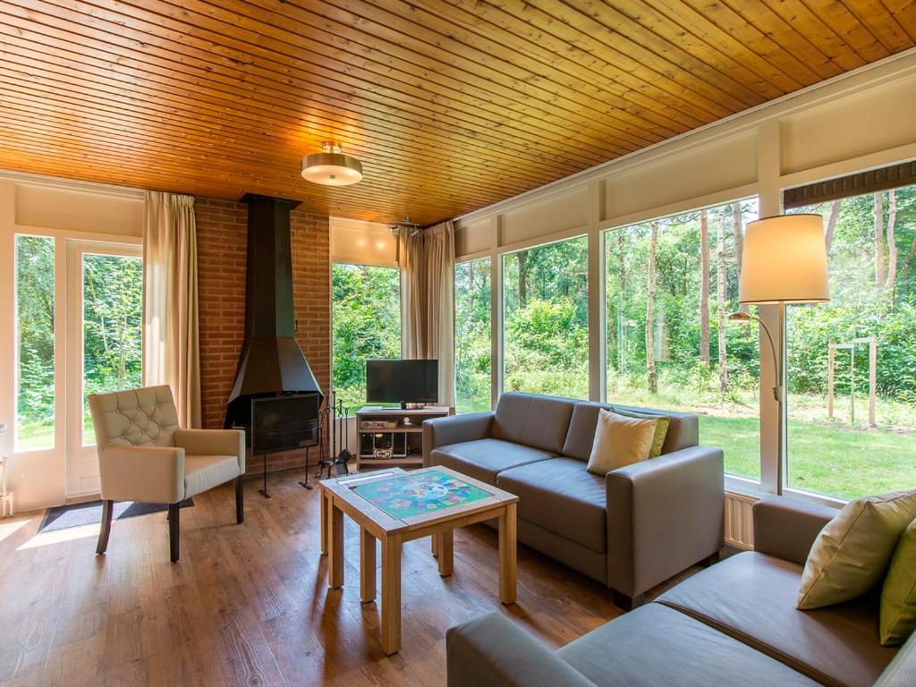 Comfort 6-Person Dog Bungalow In The Holiday Park Landal Heideheuvel Beekbergen Camera foto